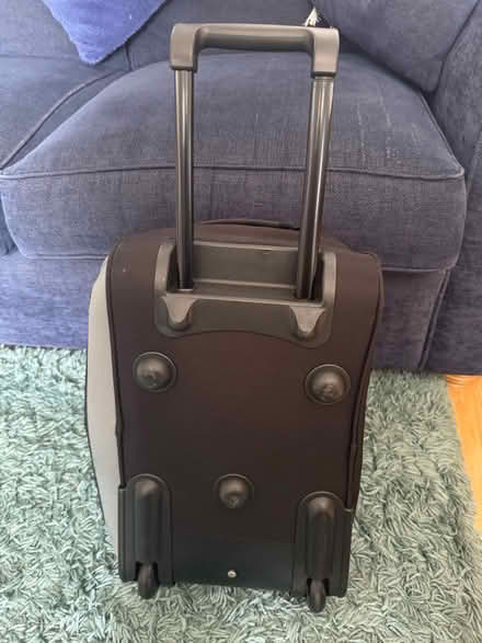 Photo of free Cabin bag with retractable handle and two wheels (Carshalton SM6) #1
