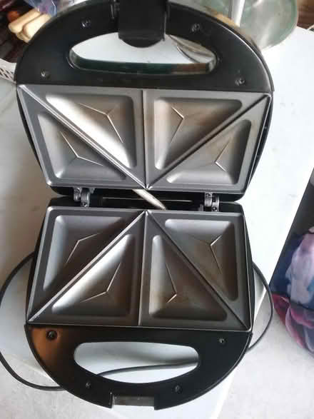 Photo of free Sandwich griller / maker (Uplands / Riverside) #2