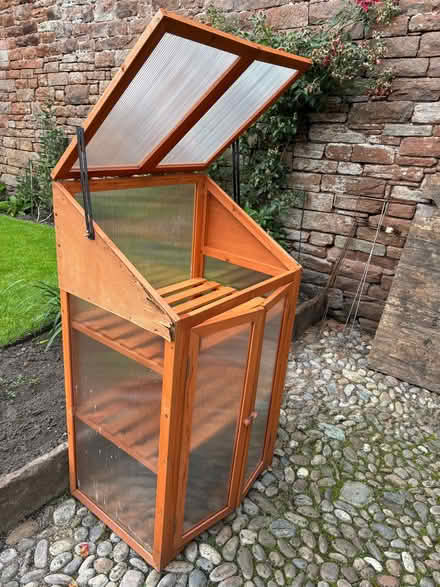 Photo of free Mini greenhouse (Penrith CA11) #1