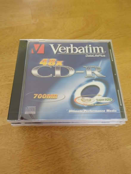 Photo of free CD-R recordable compact discs (Hallgarth LA9) #1