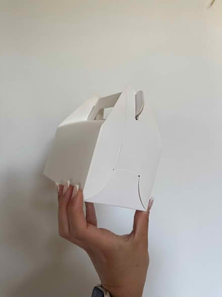 Photo of free Cute little empty box for Amelia (Newbury Park IG2) #3