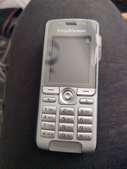 Photo of free Sony Ericsson Mobile phone pay as you talk. (Shepherds Bush W12) #1