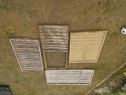 Photo of free Fence panel pieces (Welwyn AL6) #1