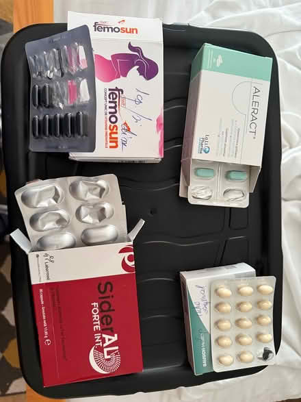 Photo of free Pregnancy care vitamins (Ub54tr) #2