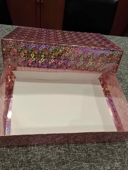 Photo of free Sparkly present box (Nailsea BS48) #1
