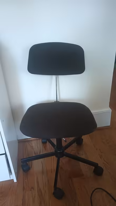 Photo of free Rolling Desk Chair (Park View) #1