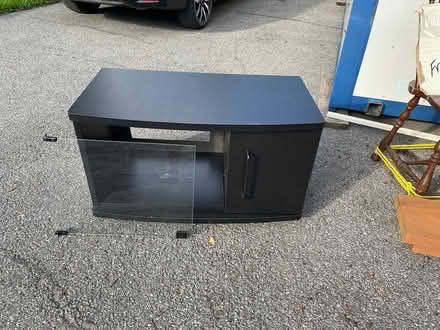 Photo of free TV stand (Katimavik) #1