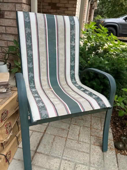 Photo of free Outdoor chair (QEW and Third Line) #1