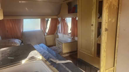 Photo of free Old 1990 Avondale Caravan (Bexley. DA5) #4