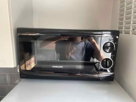 Photo of free Cookworks 700w microwave (West Brompton SW6) #1
