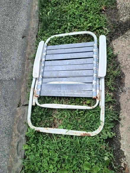 Photo of free Folding Chair (Yeadon) #4