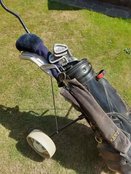 Photo of free Golf clubs bag and trolley. (Stubbington PO14) #2