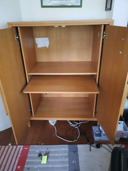 Photo of free Desk with door (Barbican EC2Y) #3