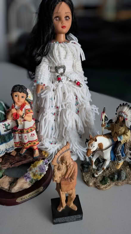 Photo of free Native figures (Hayward Downtown) #1