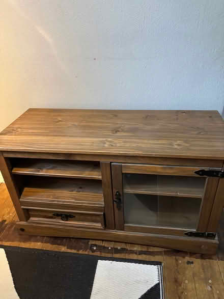 Photo of free Tv cabinet (Welwyn Garden City AL7) #2