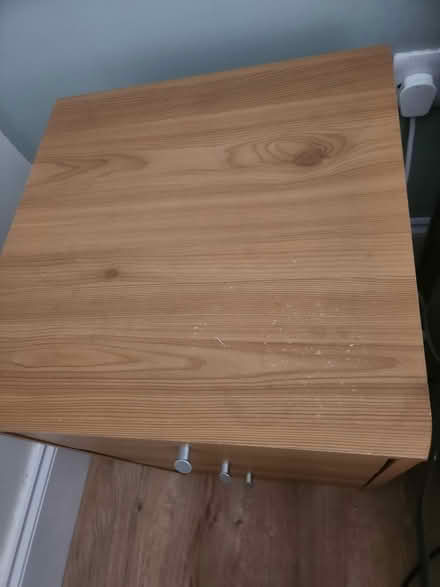 Photo of free Small bedside cabinet (S266NA) #4