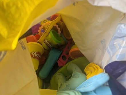Photo of free Play dough and tools (Lowedges S8) #2