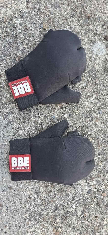 Photo of free Punch bag mitts (Chelmsford CM1) #1
