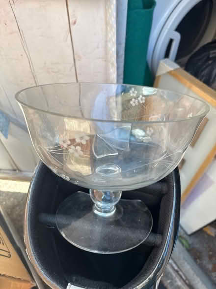 Photo of free Glass bowl (Kingston KT19) #1