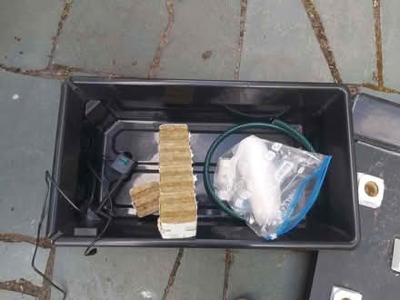 Photo of free Gro-Tank Hydroponic Soilless Planter (Bishops Wood ST19) #1