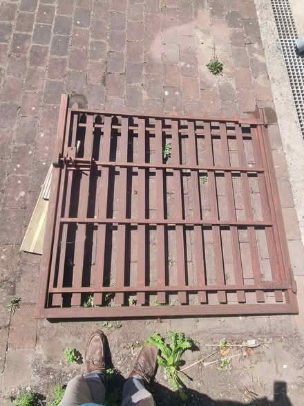 Photo of free Gate (Wearne TA10) #2
