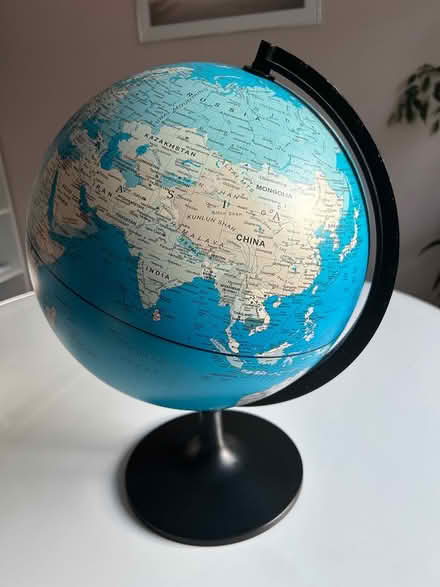 Photo of free Globe (CM1 Broomfield) #1