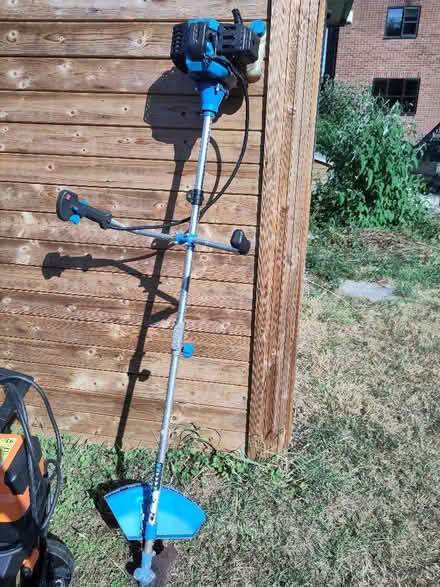 Photo of free BROKEN chainsaw (Cambridge GL2) #1