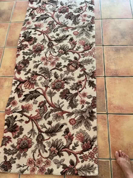Photo of free Vintage Carpet Off Cut 77cm x 173 (IG6) #3