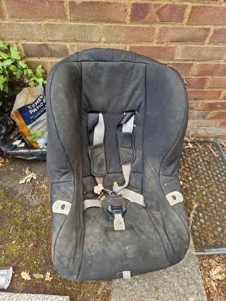 Photo of free Car Seat (Oxford OX3) #1