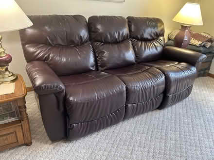 Photo of free Lazy boy power recliner (Sumpter. Drive Milton) #2