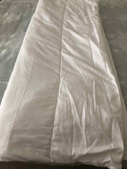 Photo of free Silentnight Duvet 4.5 Tog and Pillow for Cot Bed (GU52) #1