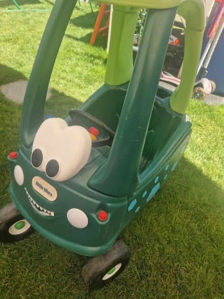 Photo of free Slide and dino car (Upminister) #2