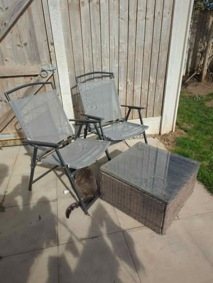 Photo of free Garden set (WA6 Helsby) #1