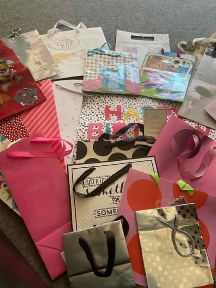 Photo of free Gift bags (Fareham PO14) #1