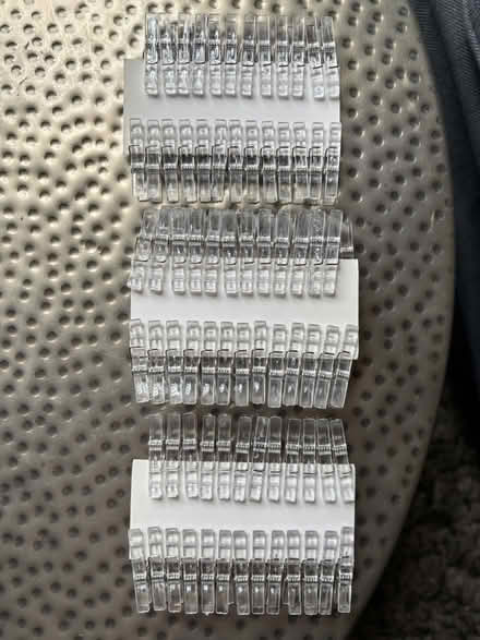Photo of free Tiny hanging clips (Rego Park) #1