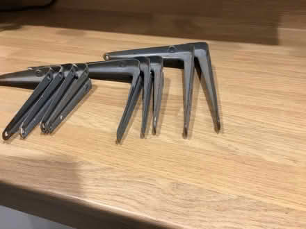 Photo of free metal brackets (Abingdon-on-Thames OX14) #1