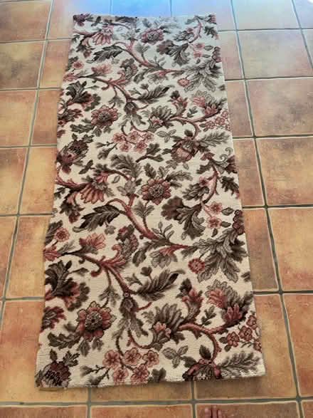 Photo of free Vintage Carpet Off Cut 77cm x 173 (IG6) #2