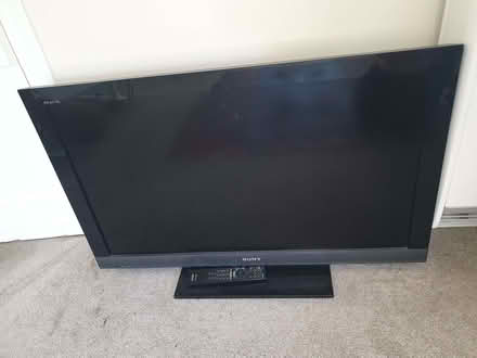 Photo of free TV (North Somerset BS8) #1