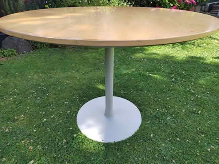 Photo of free Circular Boardroom Table Dinning (LEE SE12) #1