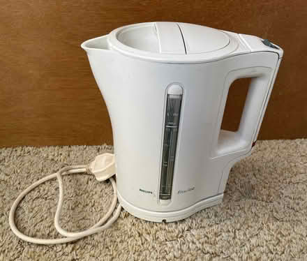 Photo of free Philips Filterline Electric Kettle (Bognor Regis PO21) #1