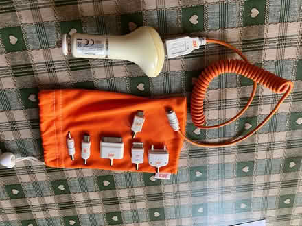 Photo of free leads converting car cig lighter socket to USB charging (Haylands Way MK41) #1