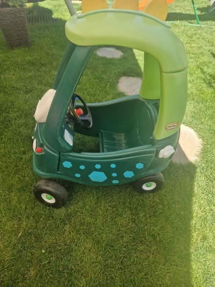 Photo of free Slide and dino car (Upminister) #1
