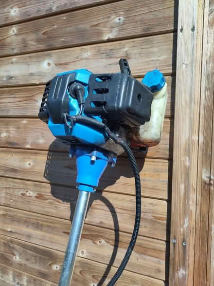 Photo of free BROKEN chainsaw (Cambridge GL2) #2