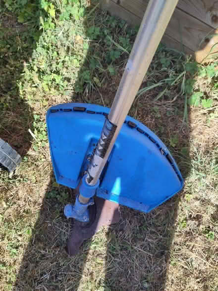 Photo of free BROKEN chainsaw (Cambridge GL2) #3