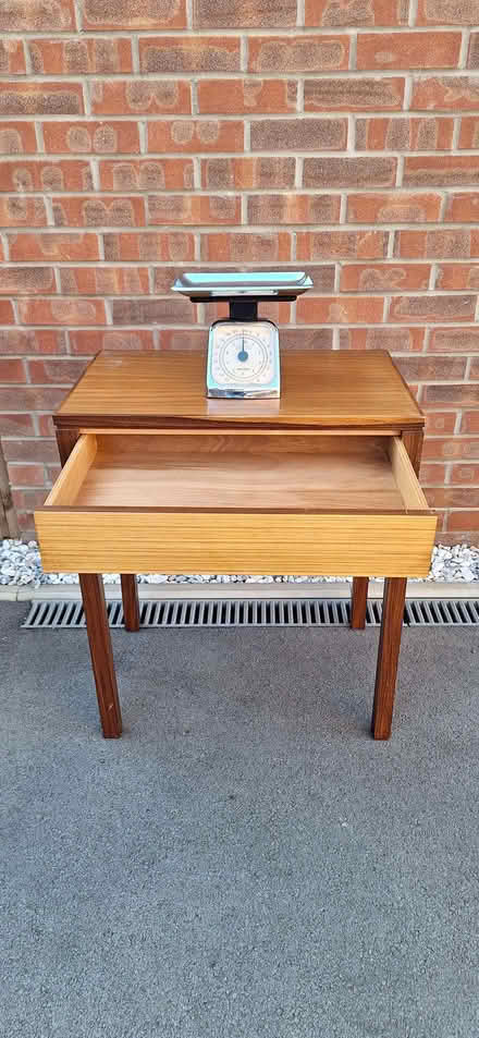 Photo of free A wooden table with a drawer and a scale (working) (Beeston Rylands NG9) #1