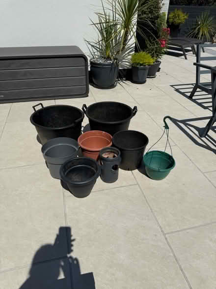 Photo of free Selection of pots (Billericay CM11) #1