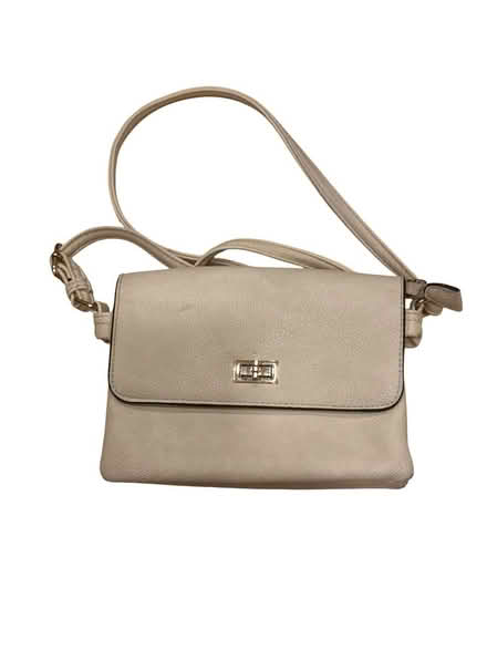 Photo of free Woman’s Bag (Brooklyn Storage) #1