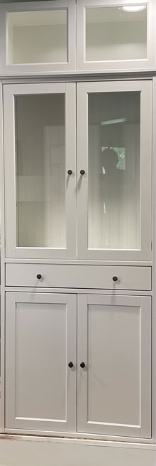 Photo of free Display cabinet white (Harrison St in Princeton, NJ) #1
