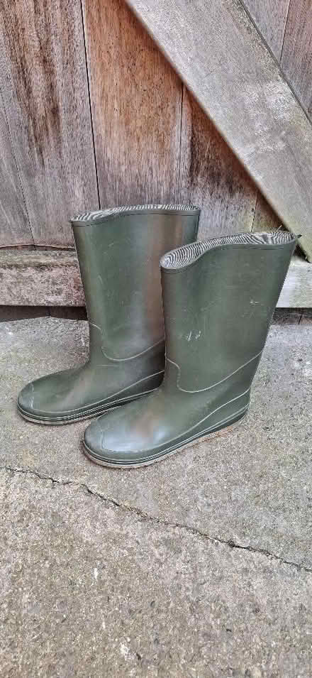 Photo of free Wellingtons, size 6 (Harrogate HG1) #1