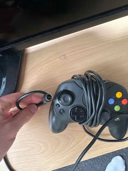 Photo of free Original Xbox controller (Woodlands G4) #1